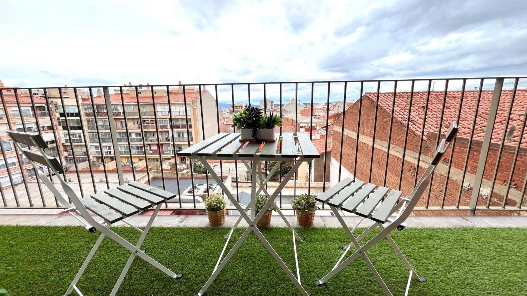 Apartamento Con Terraza By Prestigi Appartement Terrassa Buitenkant foto